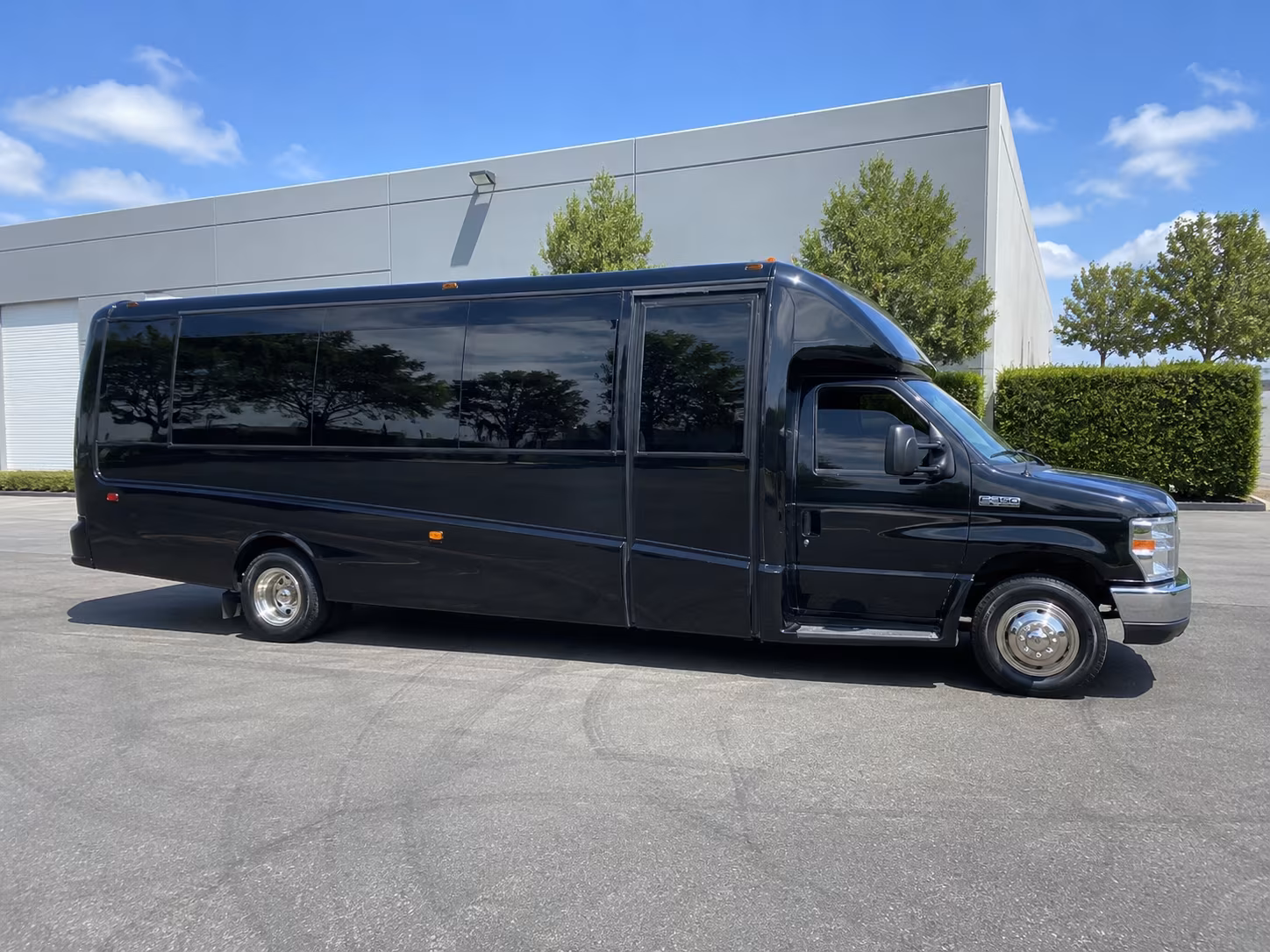 Passenger watching the Santa Rosa scenery during a regional party bus road trip