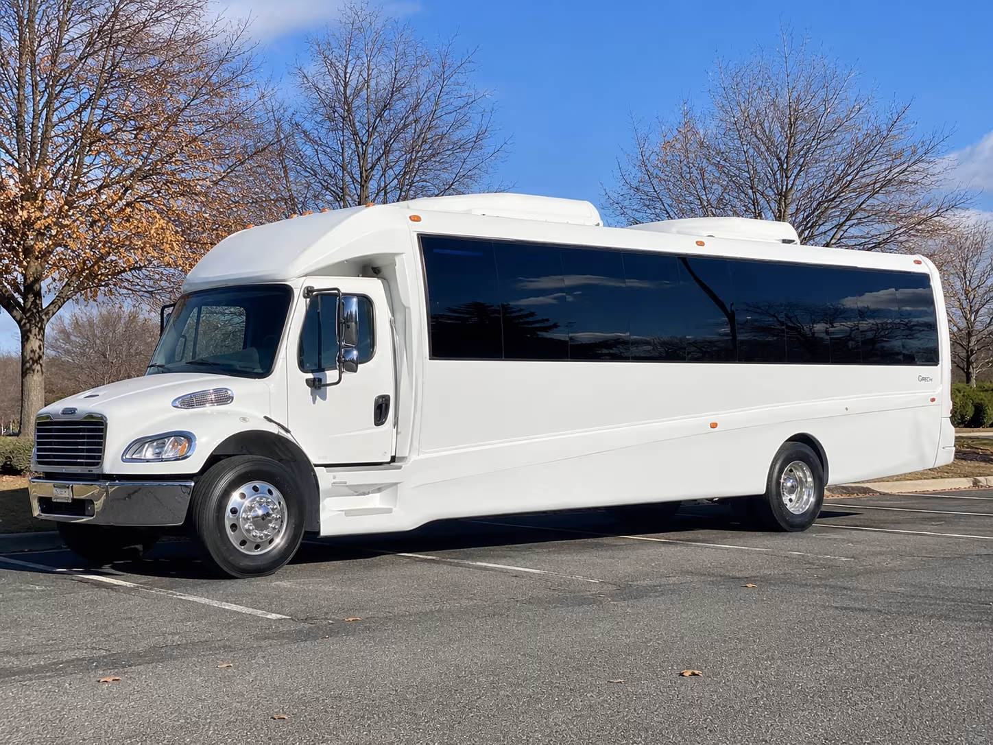Petaluma Birthday, Sweet 16, & Quinceañera Party Bus Rentals