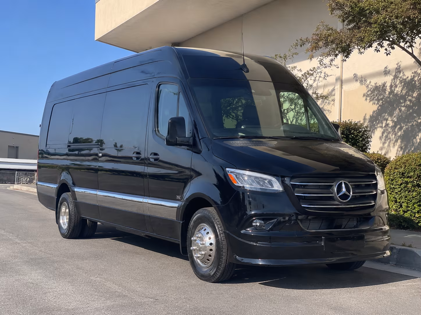 Santa Rosa Corporate Transportation party bus exterior