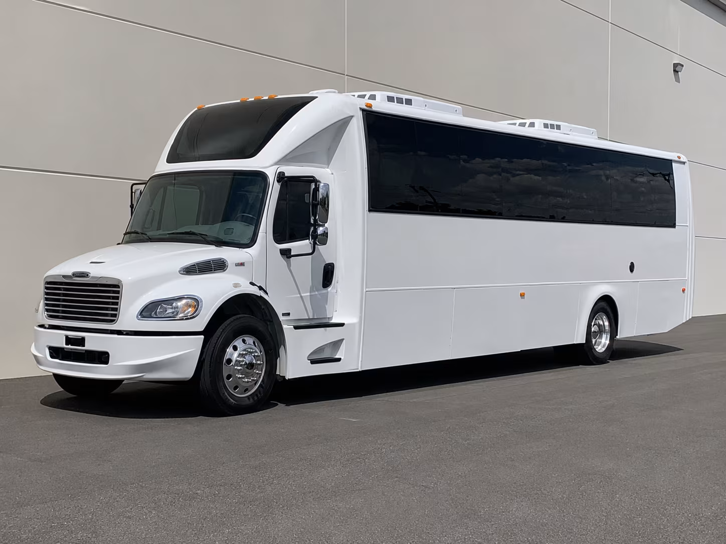 Santa Rosa Winery Tour & Pub Crawl Transportation onboard seating